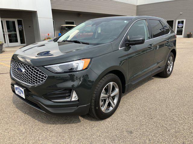 used 2024 Ford Edge car, priced at $31,995