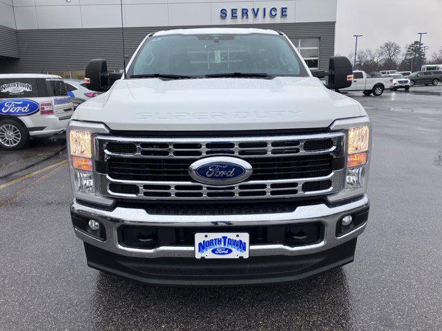 new 2025 Ford F-350 car, priced at $54,940