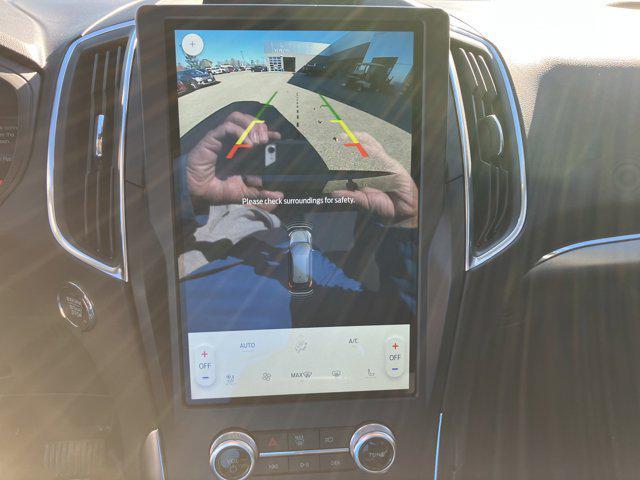 used 2024 Ford Edge car, priced at $32,995