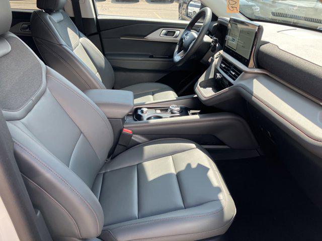 new 2025 Ford Explorer car, priced at $48,685