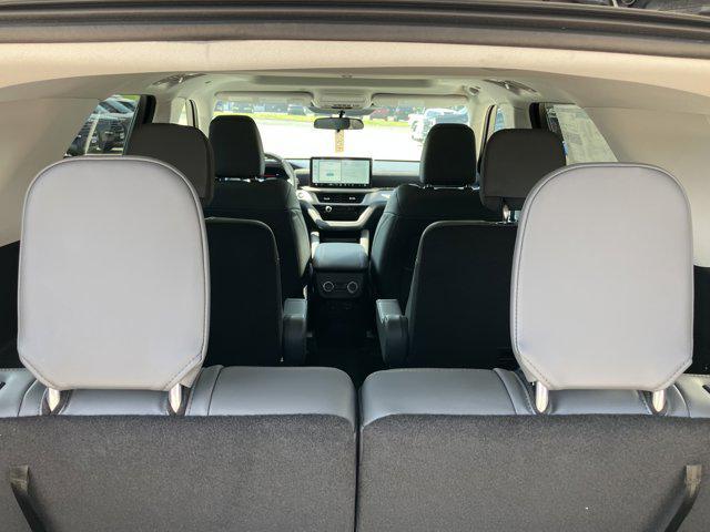 new 2025 Ford Explorer car, priced at $48,685
