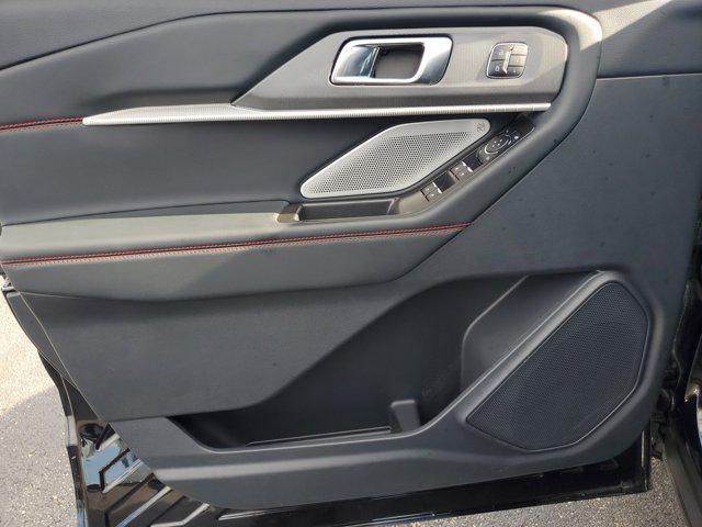 used 2025 Ford Explorer car, priced at $53,995