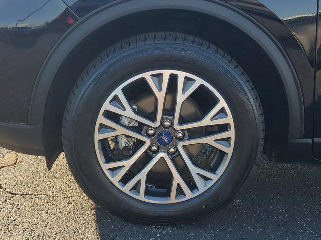 used 2022 Ford Escape car, priced at $29,995