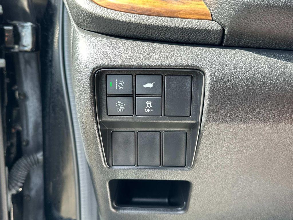 used 2021 Honda CR-V car, priced at $24,991