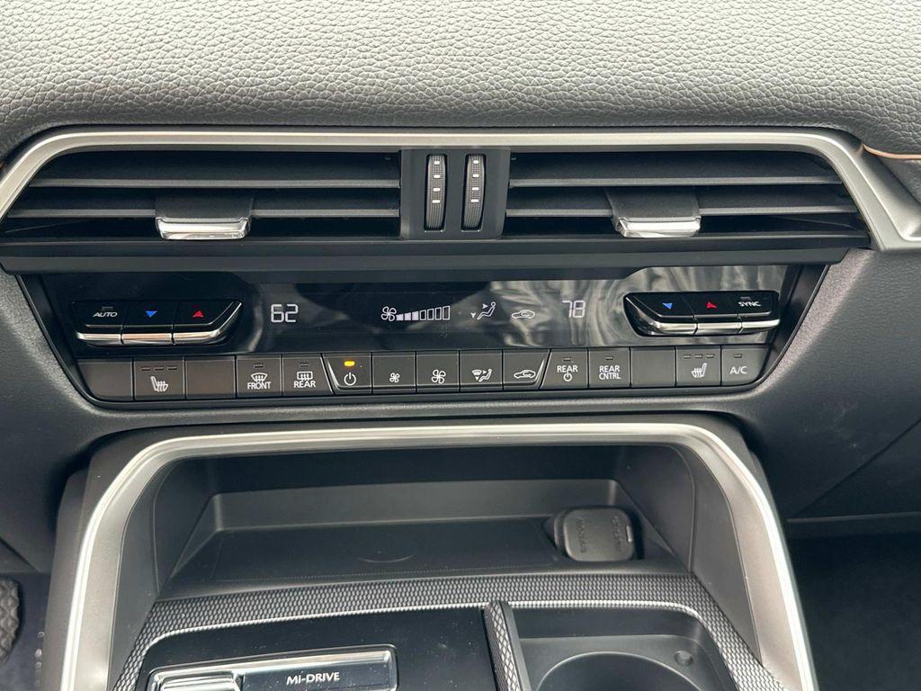 new 2025 Mazda CX-70 PHEV car, priced at $55,519