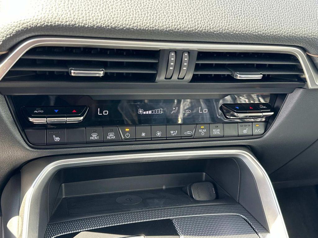 new 2025 Mazda CX-90 car, priced at $40,291