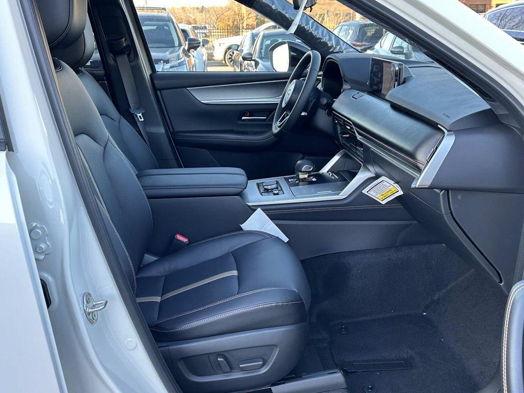 new 2025 Mazda CX-70 car, priced at $51,298