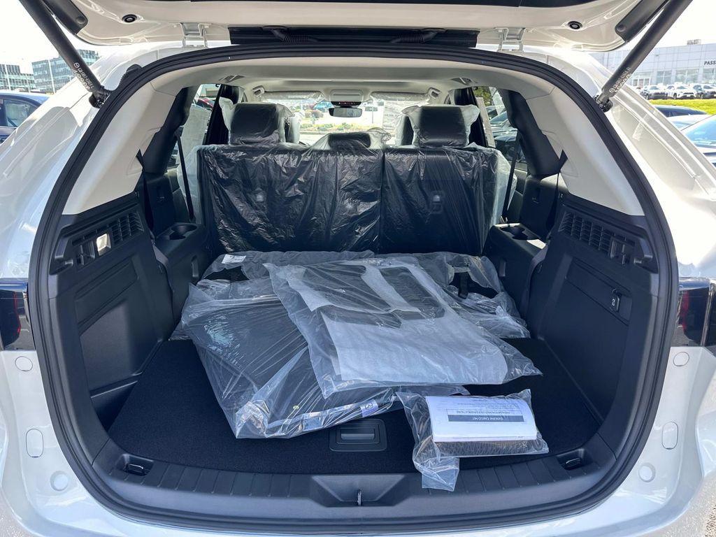 new 2025 Mazda CX-90 car, priced at $39,390