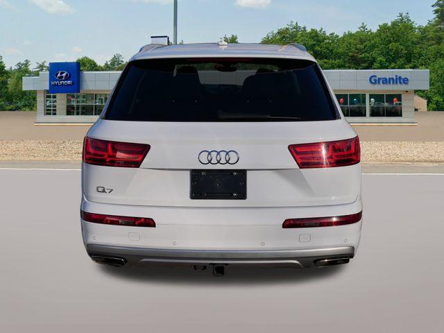 used 2019 Audi Q7 car, priced at $19,690