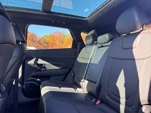 new 2025 Hyundai TUCSON Hybrid car, priced at $36,252