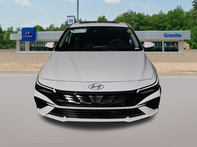 new 2025 Hyundai Elantra car, priced at $26,956