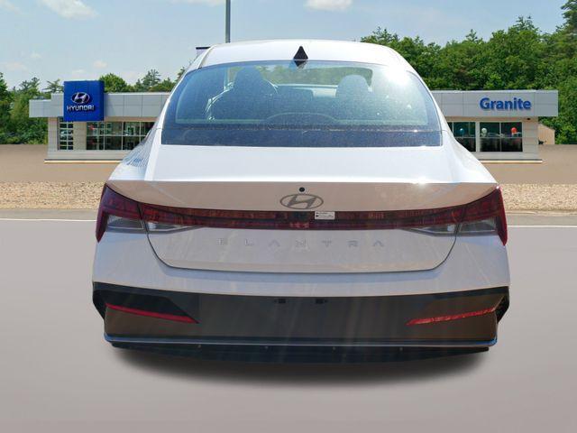 new 2025 Hyundai Elantra car, priced at $26,956