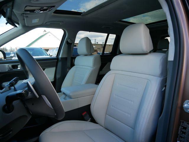 new 2025 Hyundai Santa Fe car, priced at $46,637