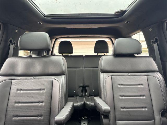 used 2024 Hyundai Santa Fe car, priced at $39,990