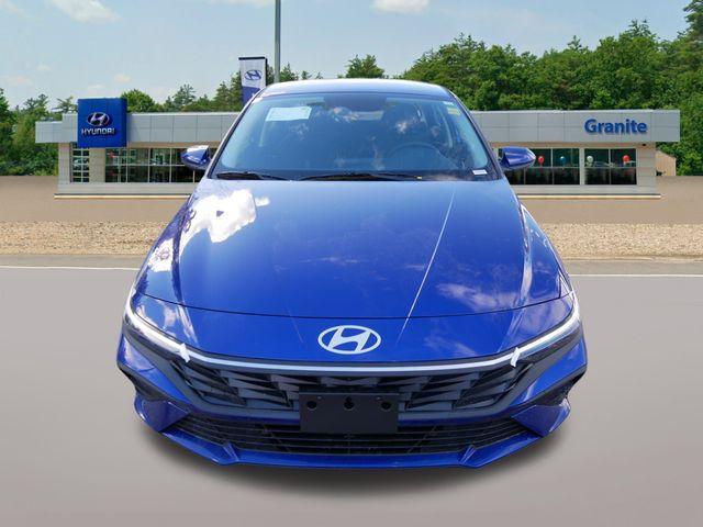 new 2025 Hyundai Elantra car, priced at $23,175