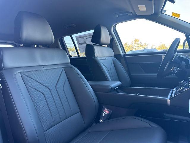 new 2026 Hyundai SANTA FE HEV car, priced at $37,720