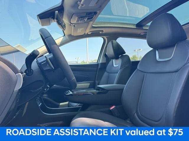 new 2025 Hyundai TUCSON Hybrid car, priced at $41,188
