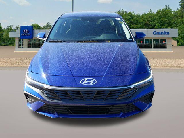 new 2025 Hyundai Elantra car, priced at $23,232