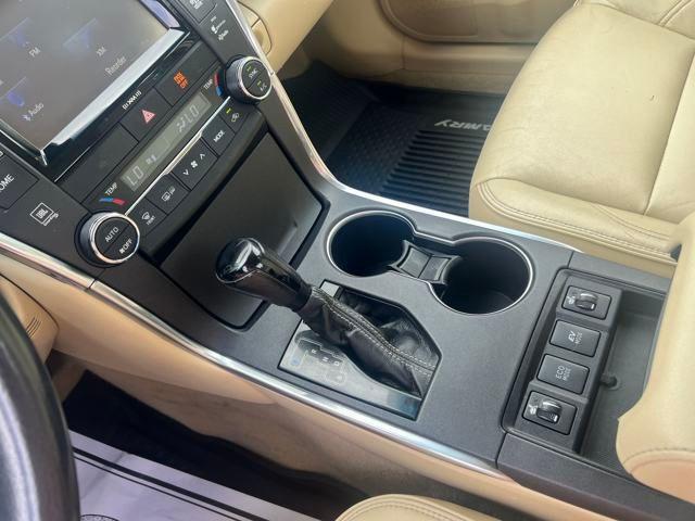 used 2017 Toyota Camry Hybrid car, priced at $16,990