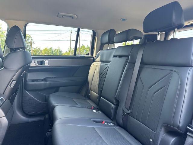 new 2026 Hyundai SANTA FE HEV car, priced at $37,616