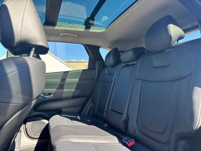 new 2025 Hyundai TUCSON Hybrid car, priced at $38,254