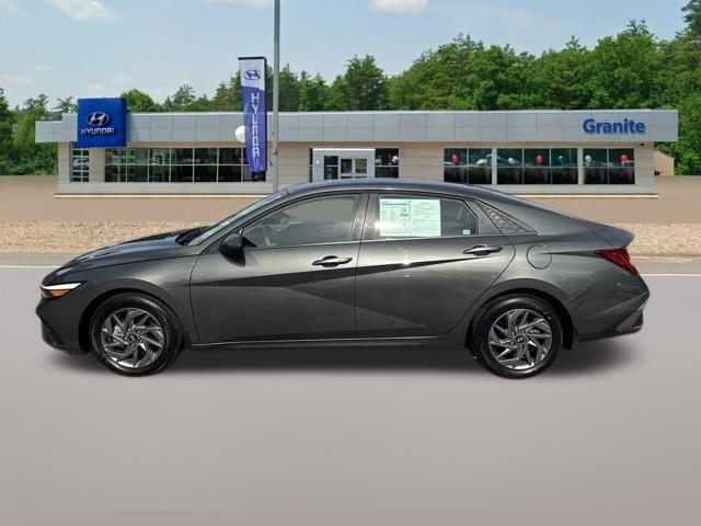 used 2024 Hyundai ELANTRA HEV car