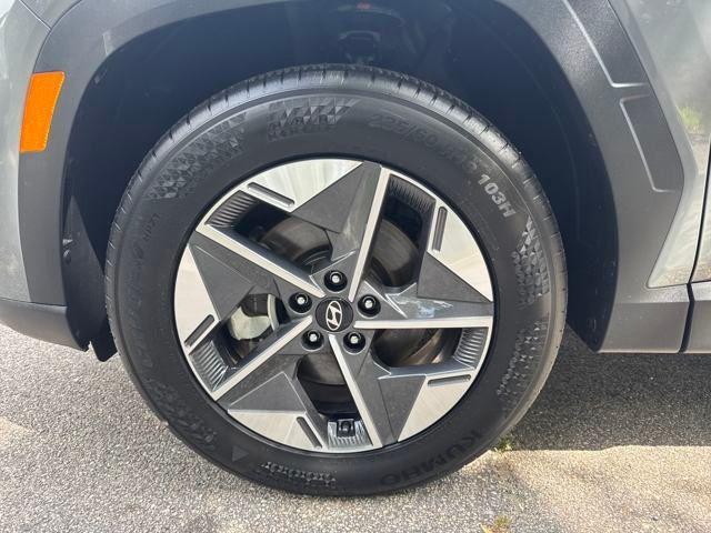 used 2025 Hyundai Tucson car, priced at $29,990