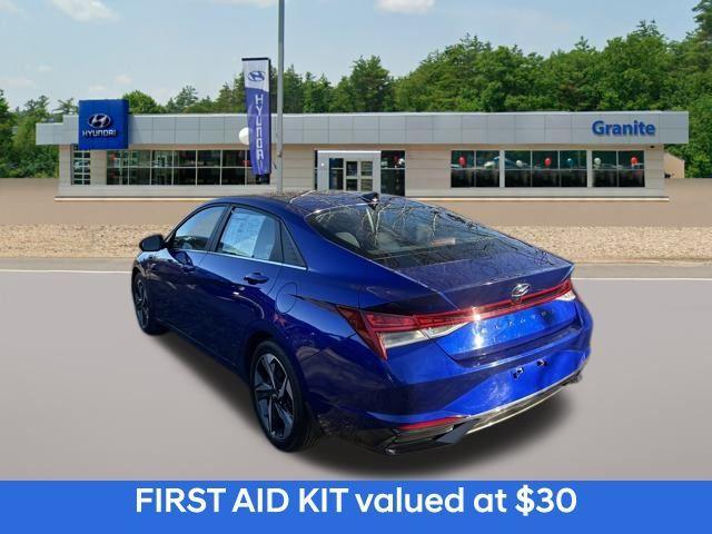 used 2022 Hyundai Elantra car