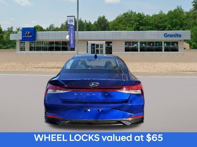 used 2022 Hyundai Elantra car