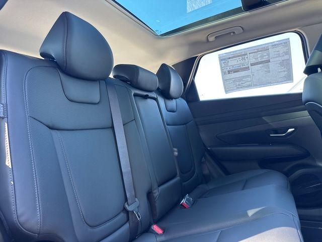 new 2025 Hyundai TUCSON Hybrid car, priced at $35,433