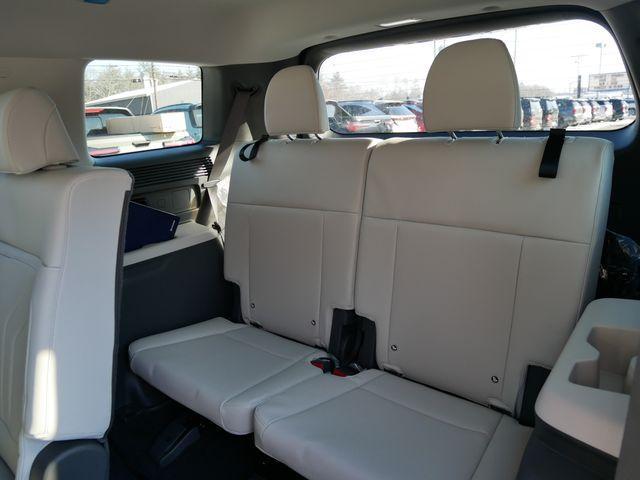 new 2025 Hyundai Santa Fe car, priced at $37,307
