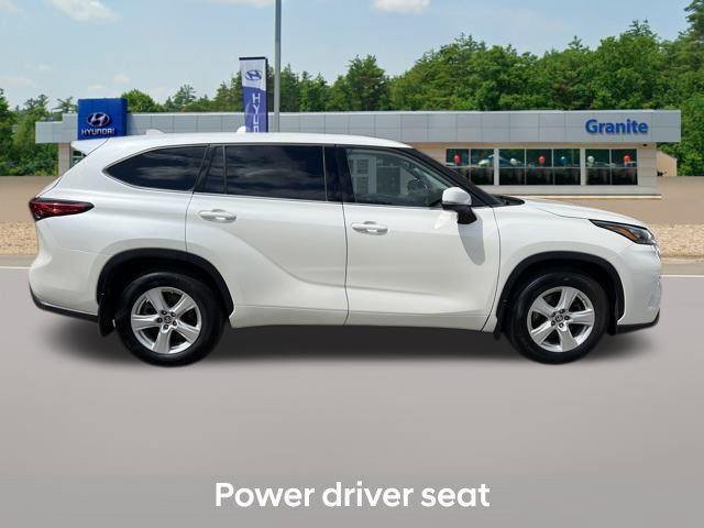 used 2020 Toyota Highlander car, priced at $24,590