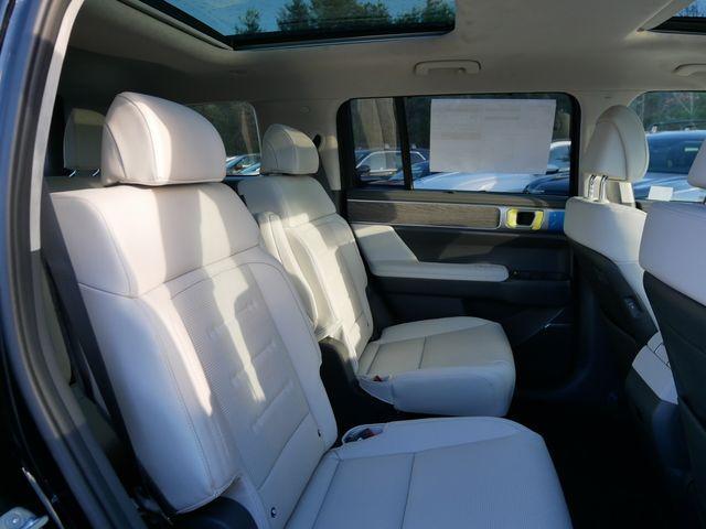 new 2025 Hyundai SANTA FE HEV car, priced at $46,518
