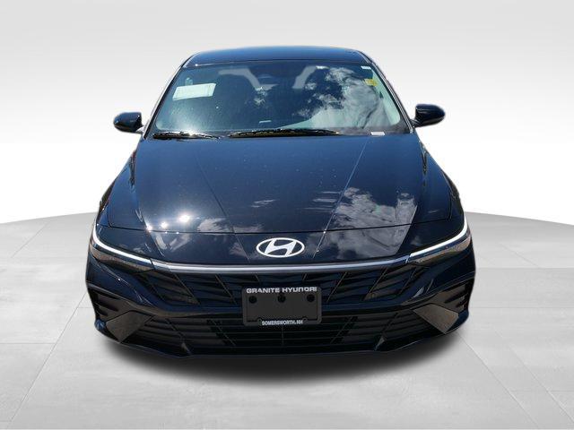 new 2024 Hyundai Elantra HEV car, priced at $25,934