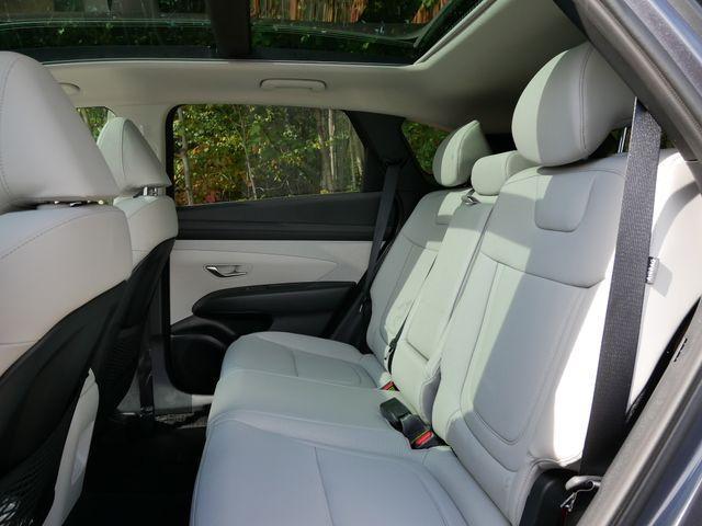 new 2025 Hyundai TUCSON Hybrid car, priced at $35,356