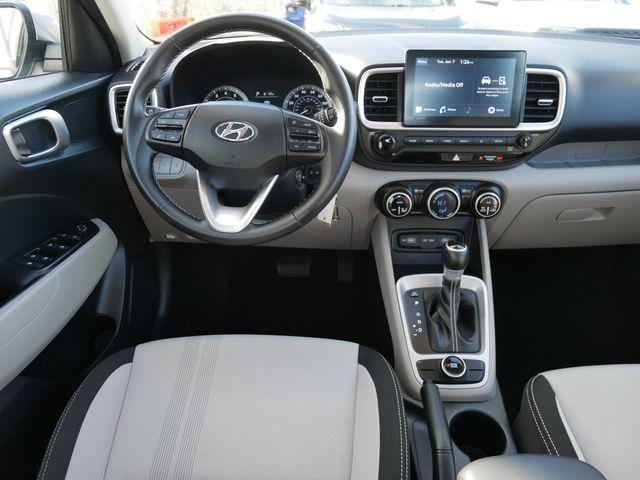 used 2022 Hyundai Venue car