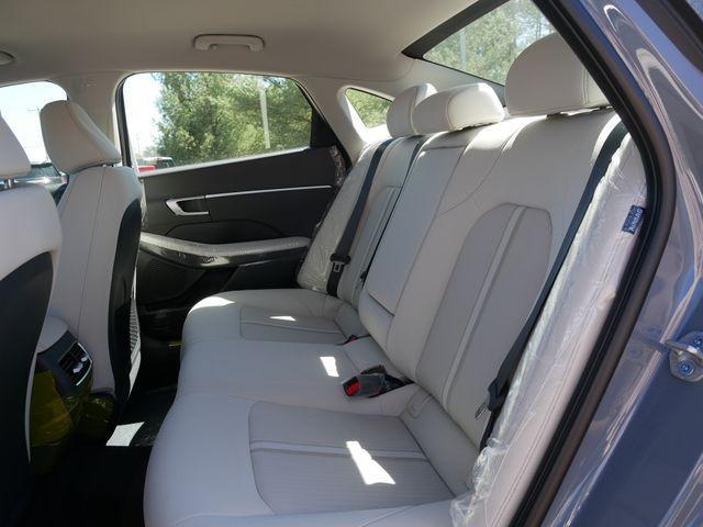 new 2025 Hyundai Sonata Hybrid car, priced at $31,470