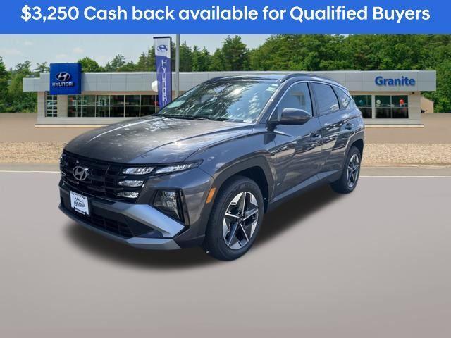 new 2025 Hyundai TUCSON Hybrid car, priced at $33,251