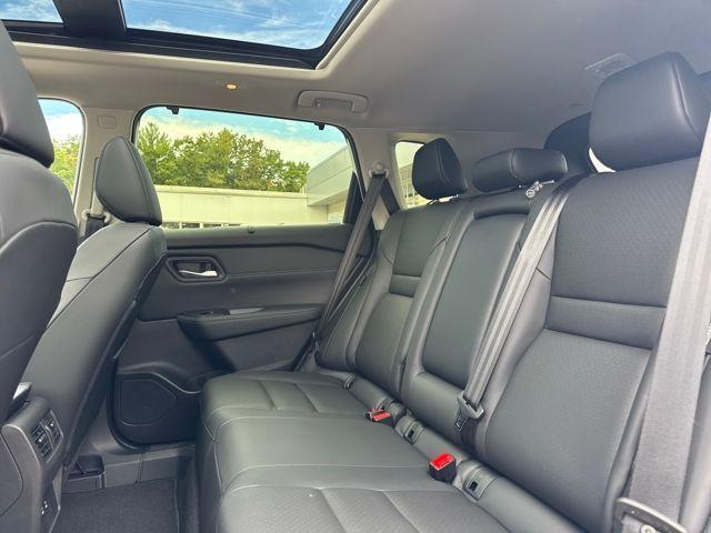 used 2024 Nissan Rogue car, priced at $27,990