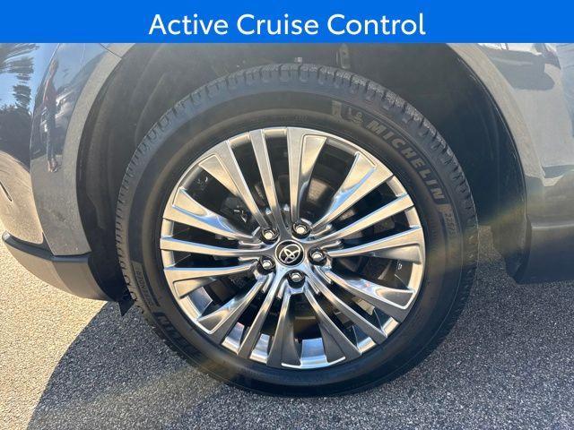 used 2021 Toyota Venza car, priced at $25,590