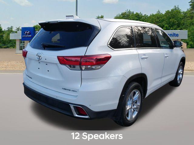 used 2018 Toyota Highlander car, priced at $25,690