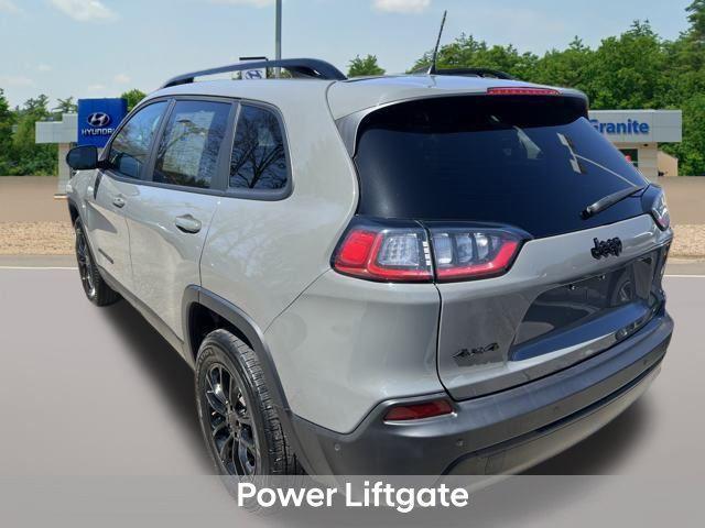 used 2023 Jeep Cherokee car, priced at $23,590