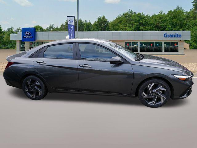 new 2025 Hyundai Elantra car, priced at $25,669