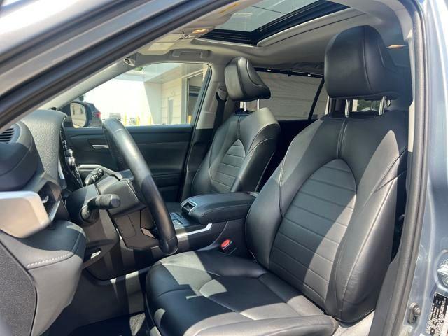 used 2021 Toyota Highlander car, priced at $36,490