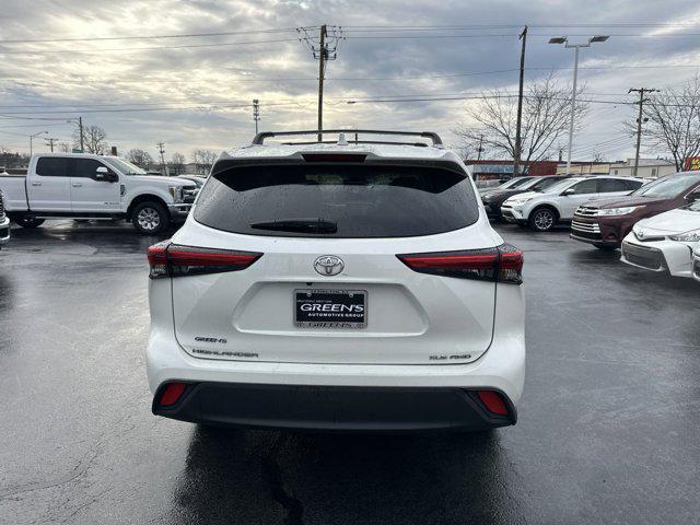 used 2020 Toyota Highlander car, priced at $27,588