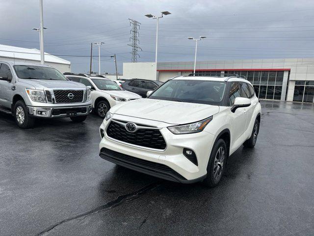 used 2020 Toyota Highlander car, priced at $27,588