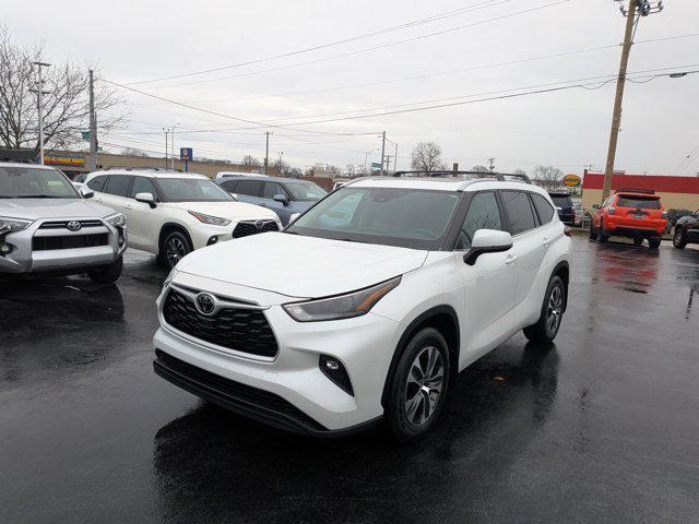 used 2023 Toyota Highlander car, priced at $35,595