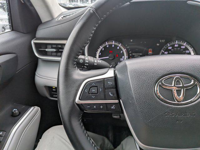 used 2023 Toyota Highlander car, priced at $35,595