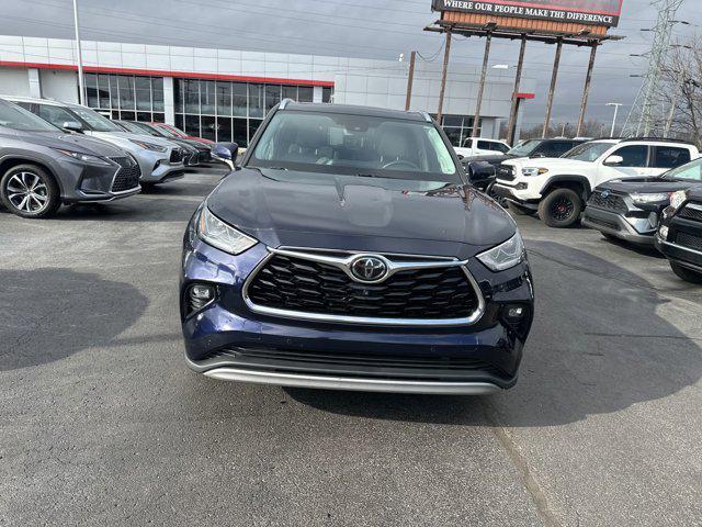 used 2020 Toyota Highlander car, priced at $37,595