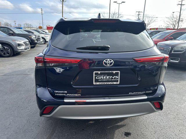 used 2020 Toyota Highlander car, priced at $37,595